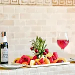 Marvera Hotel *